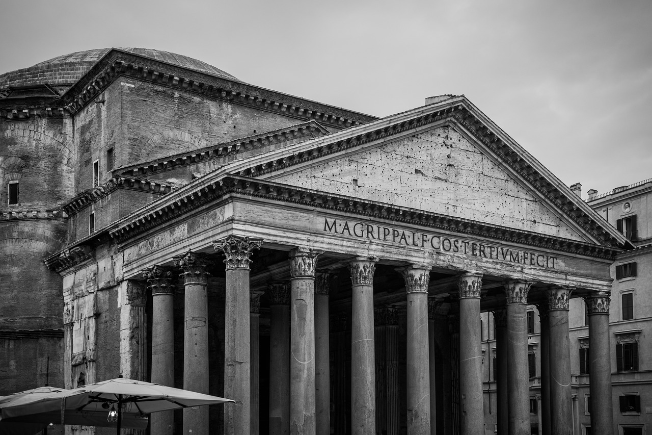 The Architectural Significance of the Pantheon in Rome